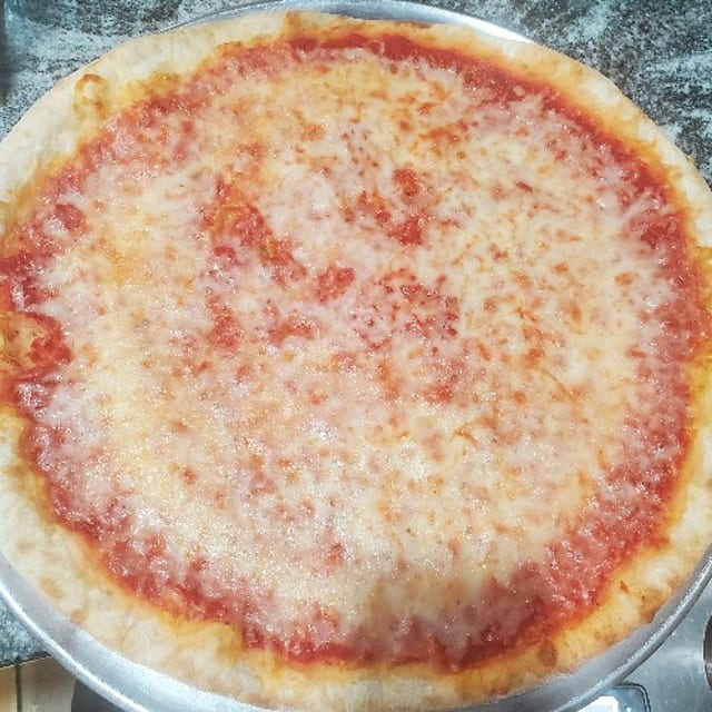New York Style Pizza (14" (6 Slices of Pizza) ).