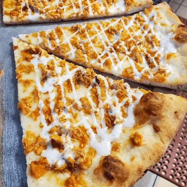 Gluten Free 12" Taco Pizza.