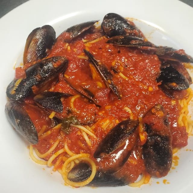 Mussels with White Wine Sauce.