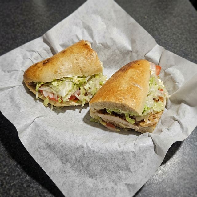 Grilled Chicken Sub (Medium).
